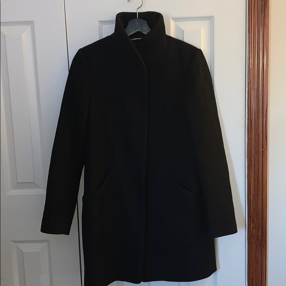 Aritzia Cocoon Coat - Picture 3 of 6